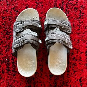 Vionic Women's Rest Sarah Slide Sandals 9.5 EUC